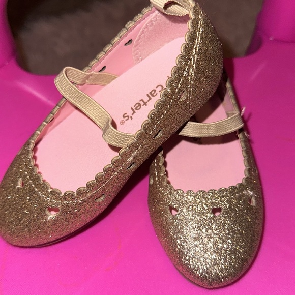 Carters toddler girl dress shoes size 6 - Picture 2 of 3